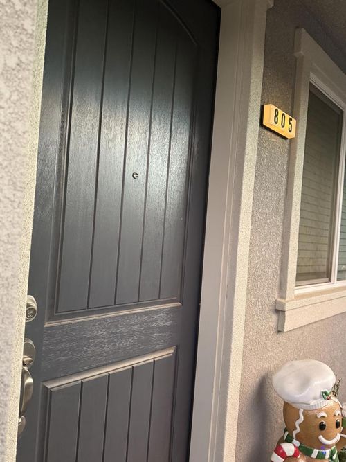 805 Mora Cir, Soledad, CA, 93960-3583 | Card Image