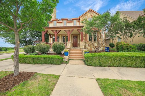 2201 Shakespeare St, Carrollton, TX, 75010-4930 | Card Image