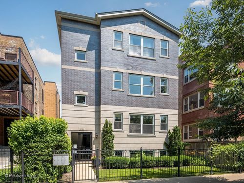3-1238 W Argyle St, Chicago, IL, 60640-3558 | Card Image