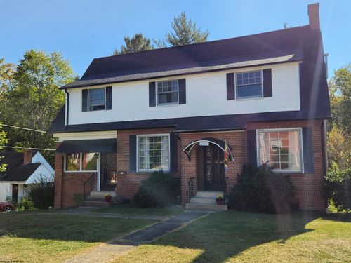 790 Verdun St, Clarksburg, WV, 26301-4133 | Card Image