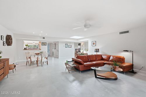5454 N Arroyo Vista Dr, Tucson, AZ, 85718-5429 | Card Image