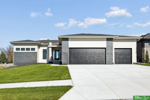 21126 Atwood Ave, Elkhorn, NE, 68022-3476 | Card Image