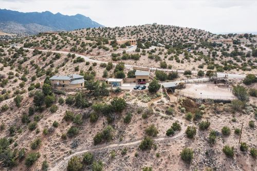 22 Cabezon Rd, Placitas, NM, 87043-9200 | Card Image