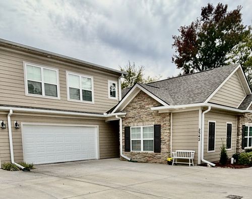 2542 Stonecenter Ln, Murfreesboro, TN, 37128-1106 | Card Image