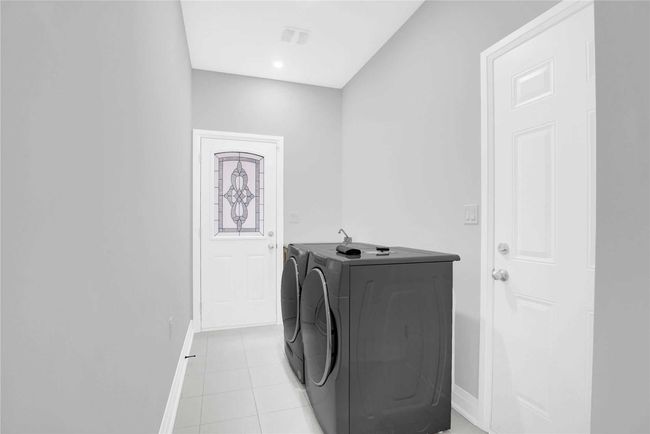UPPER - 7 Rolling Rock Way, House other with 4 bedrooms, 5 bathrooms and 3 parking in Brampton ON | Image 21