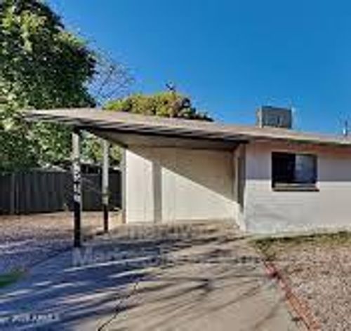 2216 W Minnezona Ave, Phoenix, AZ, 85015-4442 | Card Image