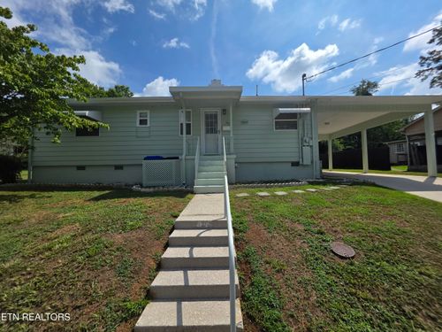 107 W Pawley Rd, Oak Ridge, TN, 37830-6305 | Card Image