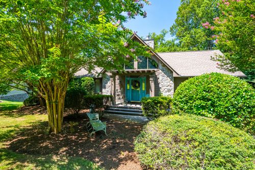 40 Bayfront Rd, Penhook, VA, 24137-5012 | Card Image