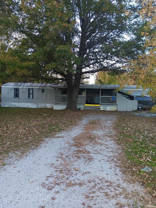 357 Gentlemen Pl, Cloverdale, IN, 46120-8856 | Card Image
