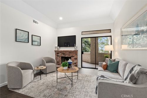 102-17202 Corbina Ln, Huntington Beach, CA, 92649-5157 | Card Image