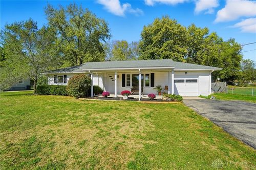 6496 Lorraine Dr, Middletown, OH, 45042-1318 | Card Image