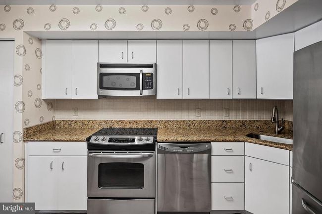 APT-201 - 2 High Stepper Ct, Condo with 2 bedrooms, 2 bathrooms and null parking in BALTIMORE MD | Image 11