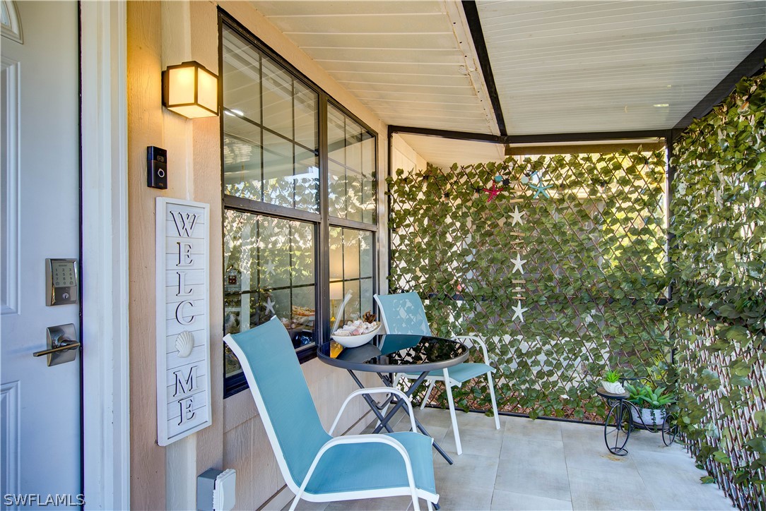 Residential in Naples 3