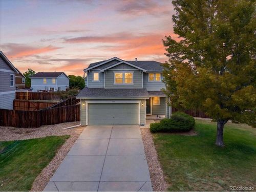 800 Willow Dr, Lochbuie, CO, 80603-7727 | Card Image