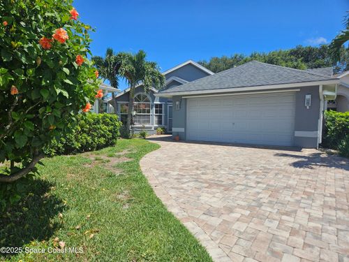 3904 Saint Armens Cir, Melbourne, FL, 32934-8354 | Card Image