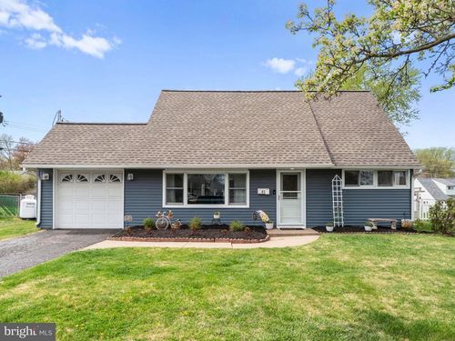 21 Viewpoint Ln, LEVITTOWN, PA, 19054-1303 | Card Image