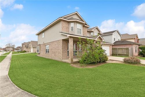 1111 Artesa Dr, Marrero, LA, 70072-5970 | Card Image