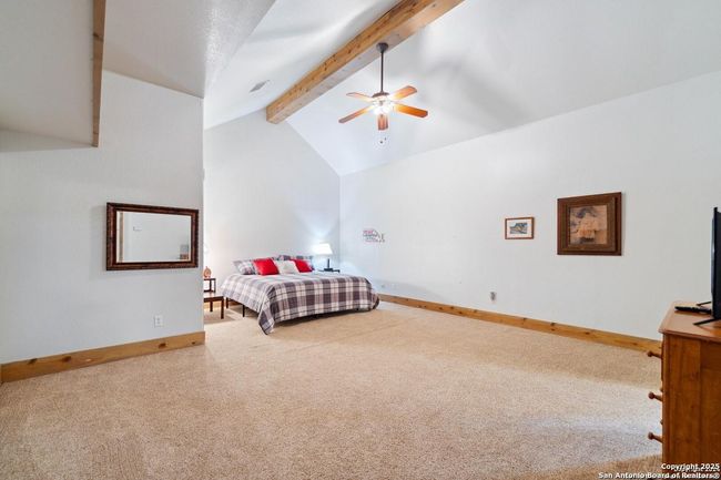 6170 County Road 332, Home with 4 bedrooms, 4 bathrooms and null parking in Jourdanton TX | Image 13