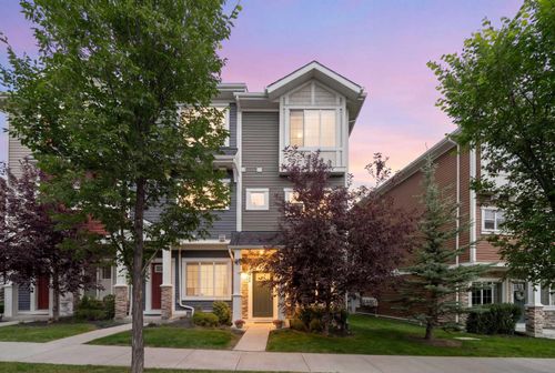 426 Nolan Hill Blvd Nw, Calgary, AB, T3R0Y1 | Card Image