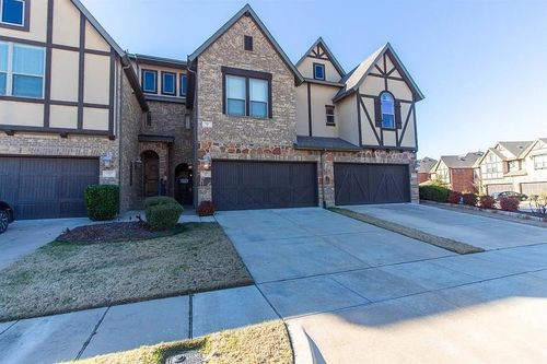 1605 Brook Glen Dr, Euless, TX, 76039-5273 | Card Image