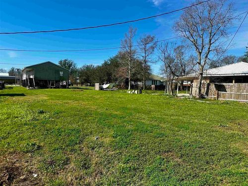 203 Chauvin St, Chauvin, LA, 70344-3803 | Card Image