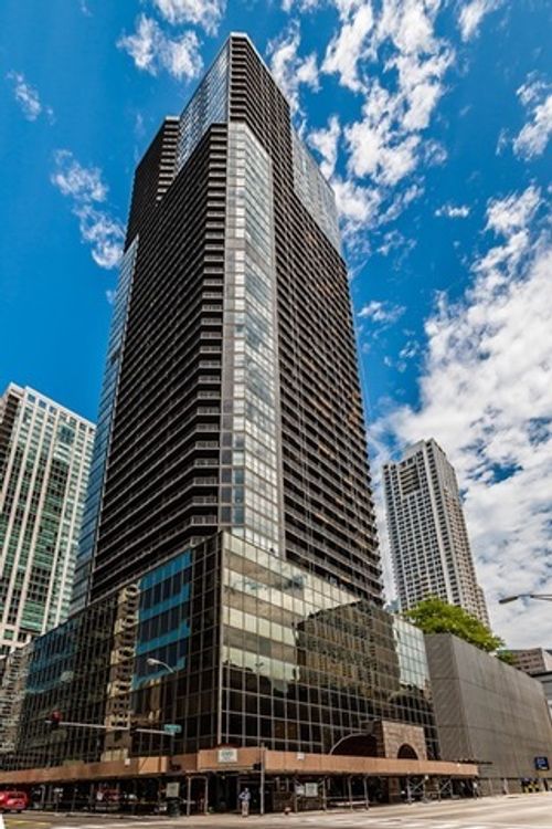 3405-10 E Ontario St, Chicago, IL, 60611-4776 | Card Image
