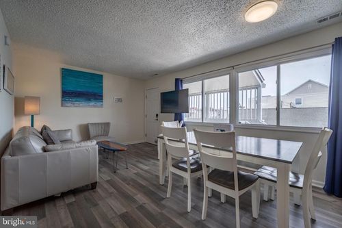 201w-207 8th St, OCEAN CITY, MD, 21842-3824 | Card Image