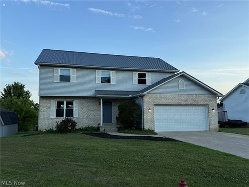 9724 Lafont Cir Ne, Bolivar, OH, 44612-8856 | Card Image