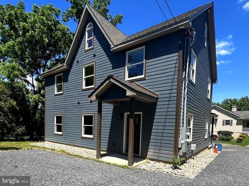 2nd-floor-135 W Maple Ave, LANGHORNE, PA, 19047-2130 | Card Image