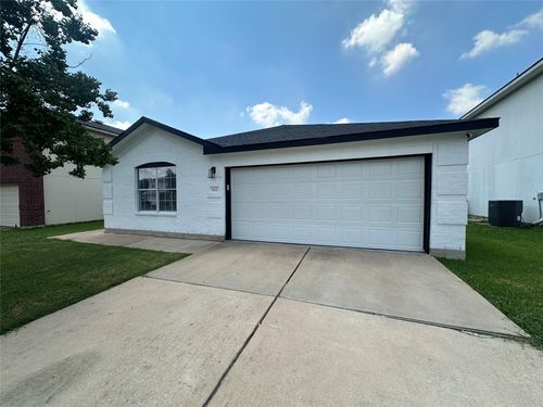 602 Lavaca Loop, Elgin, TX, 78621-5984 | Card Image