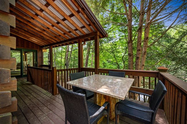 143 Kaely Dr, Home with 3 bedrooms, 3 bathrooms and null parking in Mineral Bluff GA | Image 9
