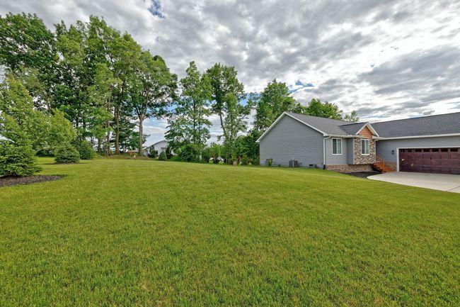 679 Pheasant Ridge Dr, House other with 3 bedrooms, 3 bathrooms and null parking in Ortonville MI | Image 66