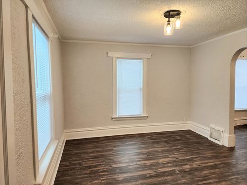 1032 Lincoln St, North Chicago, IL, 60064-1232 | Card Image