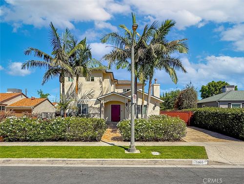5960 Balcom, Encino, CA, 91316 | Card Image