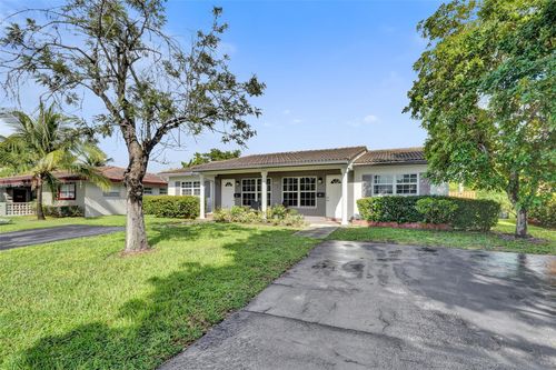 4017 Nw 78th Ter, Coral Springs, FL, 33065-1925 | Card Image