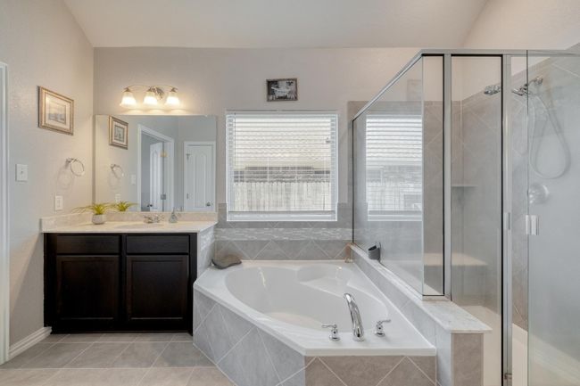 4108 Gildas Path, House other with 4 bedrooms, 3 bathrooms and 4 parking in Pflugerville TX | Image 8