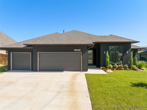 2985 E 146th St S, Bixby, OK, 74008-8078 | Card Image