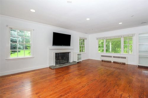 25 High Point Lane, Greenburgh, NY, 10583 | Card Image