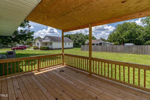 204 Mercer St, Goldsboro, NC, 27530-1367 | Card Image