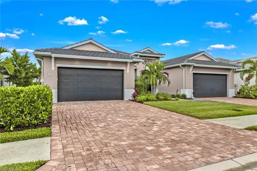 9032 Saint Lucia Dr, NAPLES, FL, 34114-2903 | Card Image
