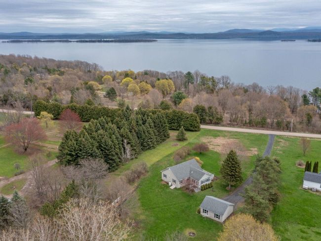15 East Shore South, House other with 2 bedrooms, 2 bathrooms and null parking in Grand Isle VT | Image 33