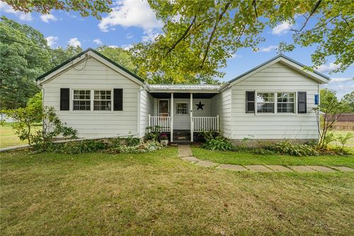 153 Seger Rd, Derry, PA, 15627-2643 | Card Image