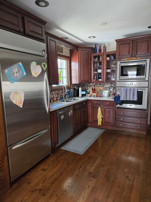 7062 N Oriole Ave, Chicago, IL, 60631-1084 | Card Image