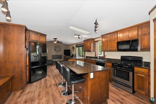 5226 E Lake Rd, Saginaw, MN, 55779 | Card Image