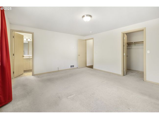 5580 Franklin Blvd, House other with 3 bedrooms, 2 bathrooms and 2 parking in Eugene OR | Image 19