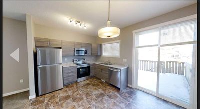 8073 91 St, House other with 5 bedrooms, 2 bathrooms and 4 parking in Grande Prairie AB | Image 3