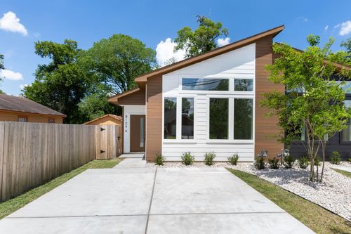 a-8109 Hamlet St, Houston, TX, 77078-2726 | Card Image