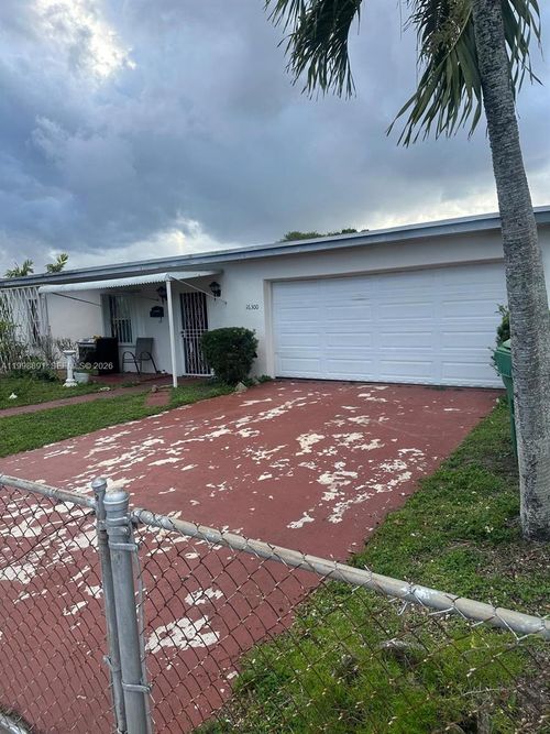16300 Nw 19th Ct, Miami Gardens, FL, 33054-6671 | Card Image