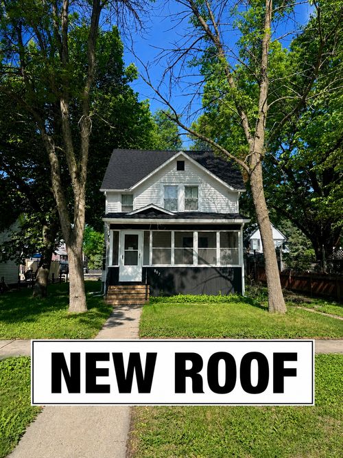 807 5th St S, Moorhead, MN, 56560-3405 | Card Image