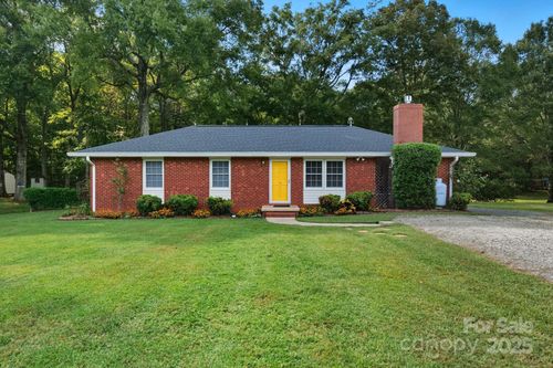 35 Happy Hollow Rd, Rockwell, NC, 28138-8623 | Card Image